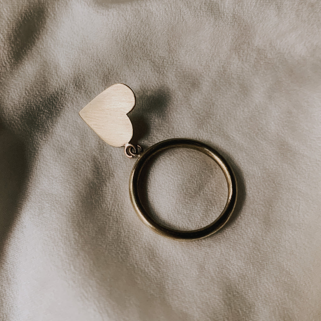 AMOUR (Un Petite) Charm Ring